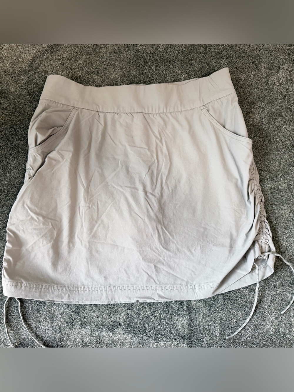 Columbia Sage Green Pull-On Tennis/Golf Skort with Side Pockets